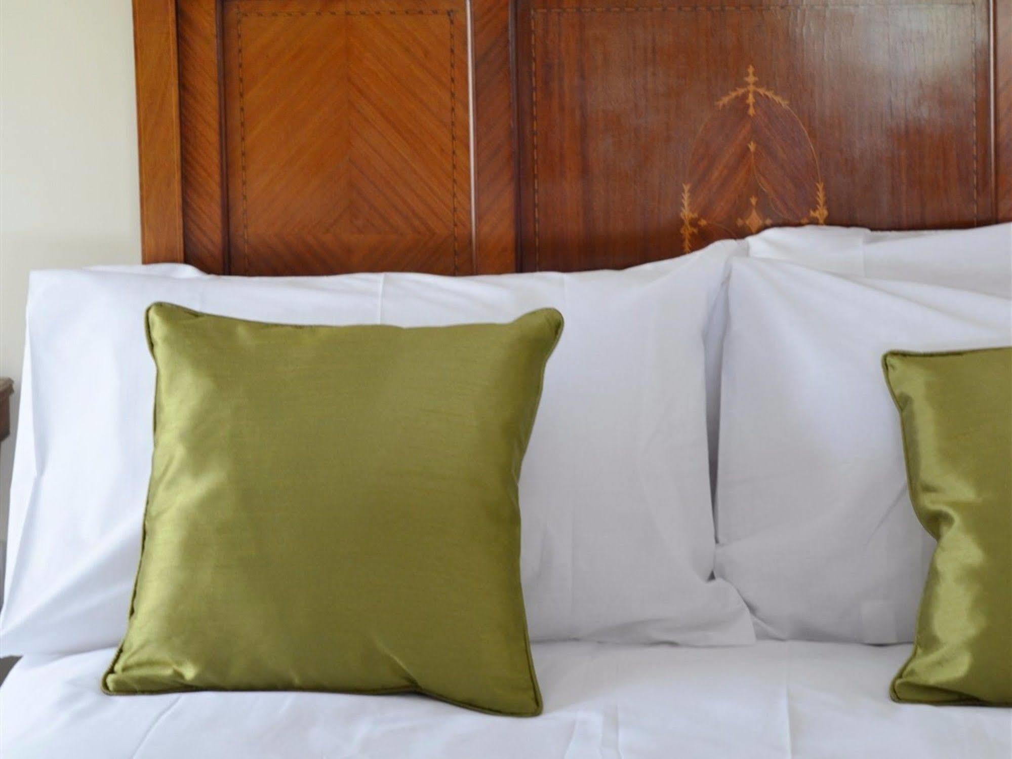 Bed and Breakfast Fern Bank à Great Rowsley Extérieur photo