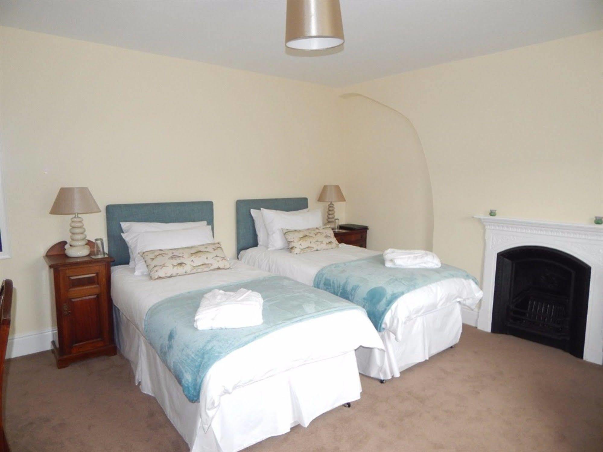 Bed and Breakfast Fern Bank à Great Rowsley Extérieur photo